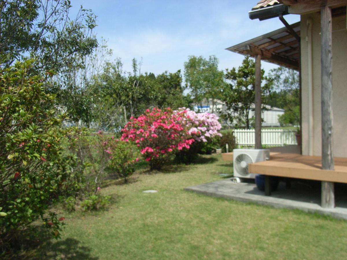 Hotel Minshuku Hoshi No Sumika Shibushi Esterno foto