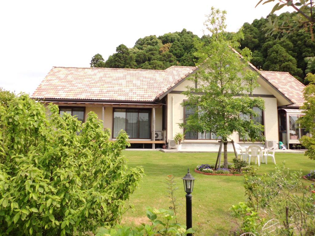 Hotel Minshuku Hoshi No Sumika Shibushi Esterno foto