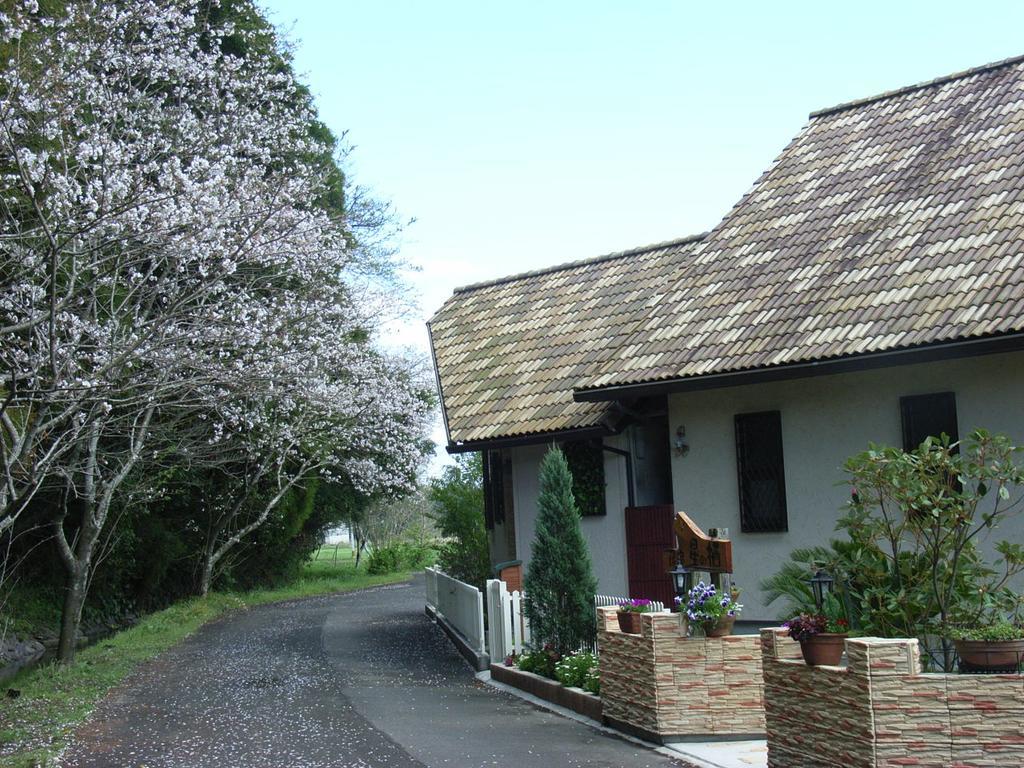 Hotel Minshuku Hoshi No Sumika Shibushi Esterno foto