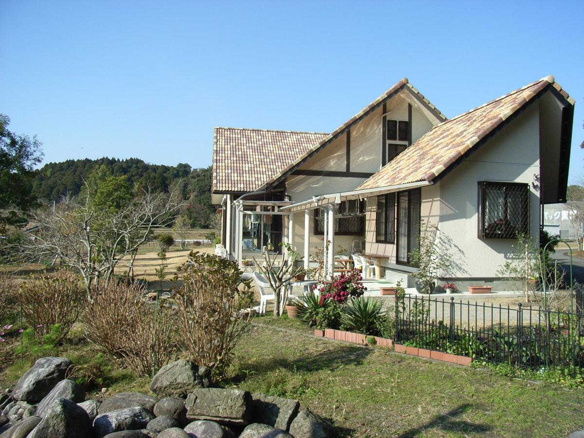 Hotel Minshuku Hoshi No Sumika Shibushi Esterno foto